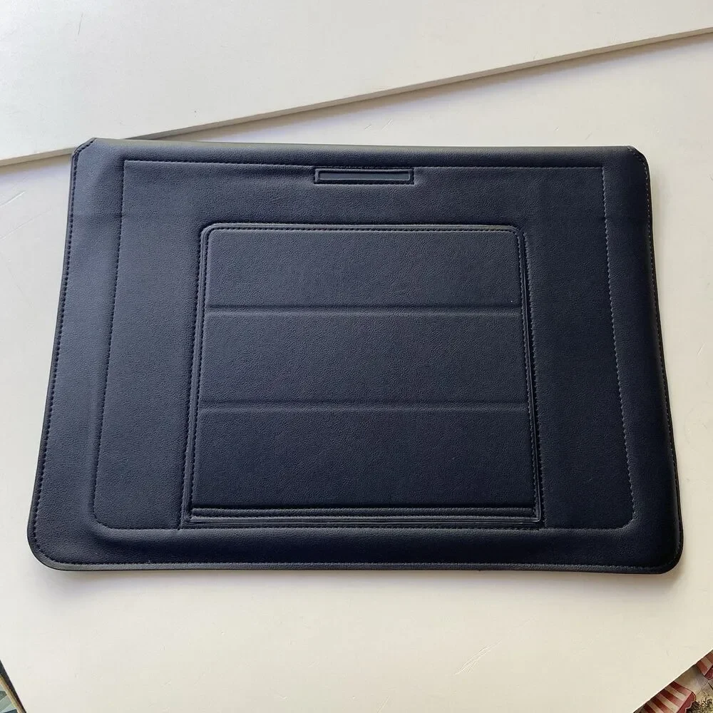 Meine Studios ERGO SLEEVE 4-in-1 Smart Sleeve 13-16” Navy Blue Workstation Set